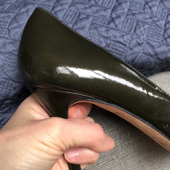 Kate Spade olive green heels - Picture 4 of 6